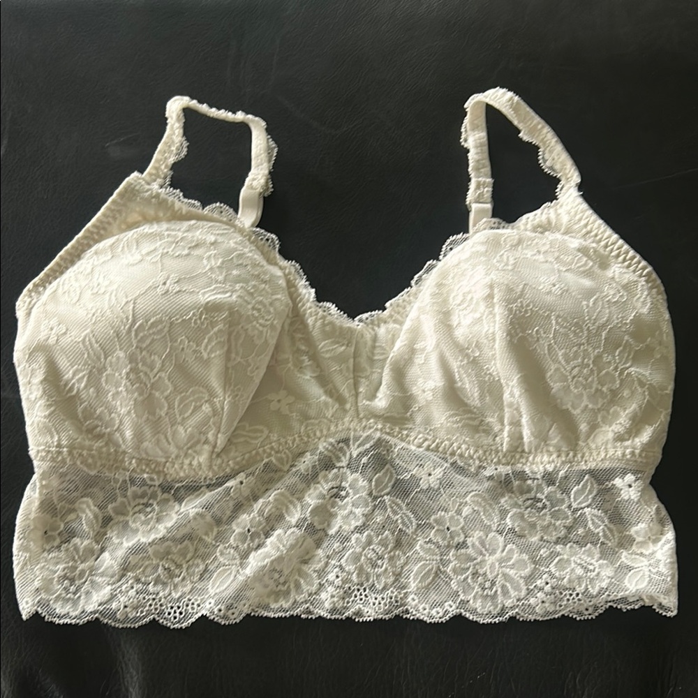 Gilly Hicks Cream Lace Longline Bra